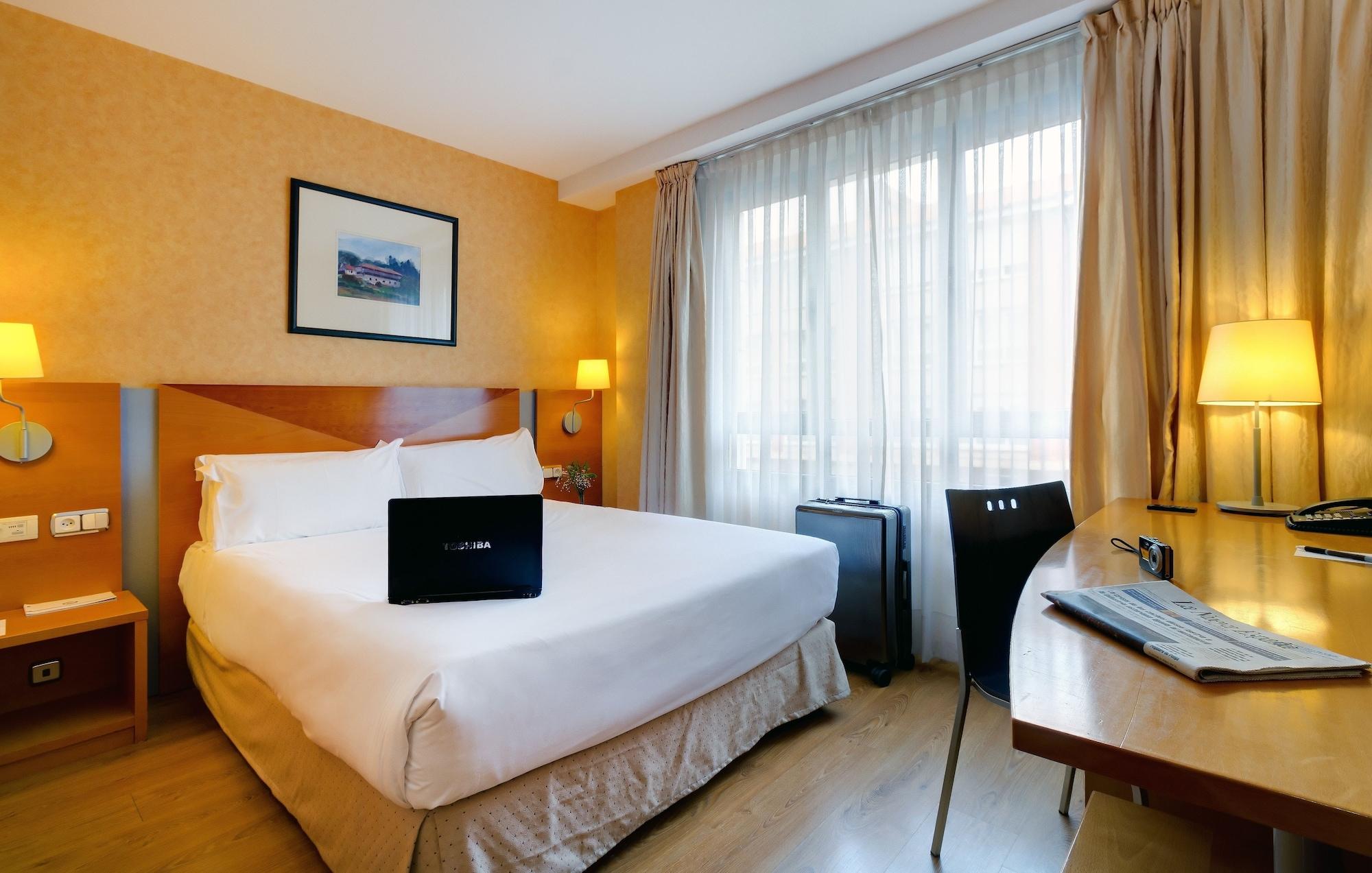 Oca Villa De Aviles Hotel Ngoại thất bức ảnh