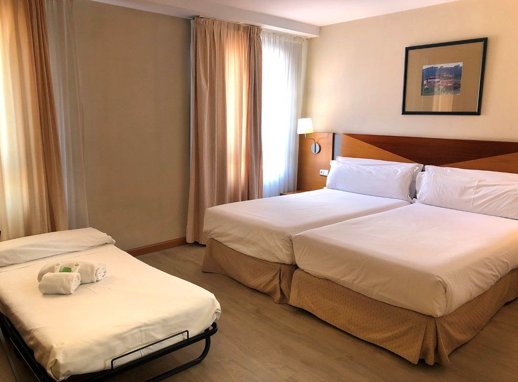 Oca Villa De Aviles Hotel Ngoại thất bức ảnh